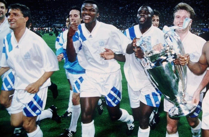 Marseille v Lize mistrů Jak se měnily dresy od roku 1993